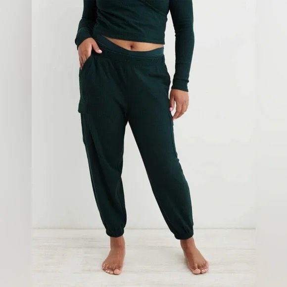 Aerie Traveler Waffle Cargo Jogger Size Xs - Picture 1 of 6